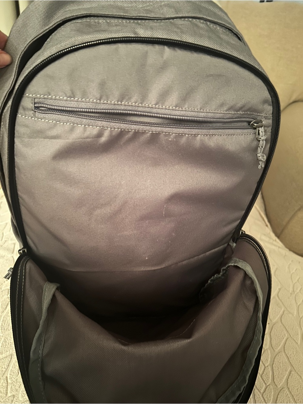 NWOT Columbia Unisex Zig Zag 30L Gray and Black Everyday Backpack - Picture 9 of 16